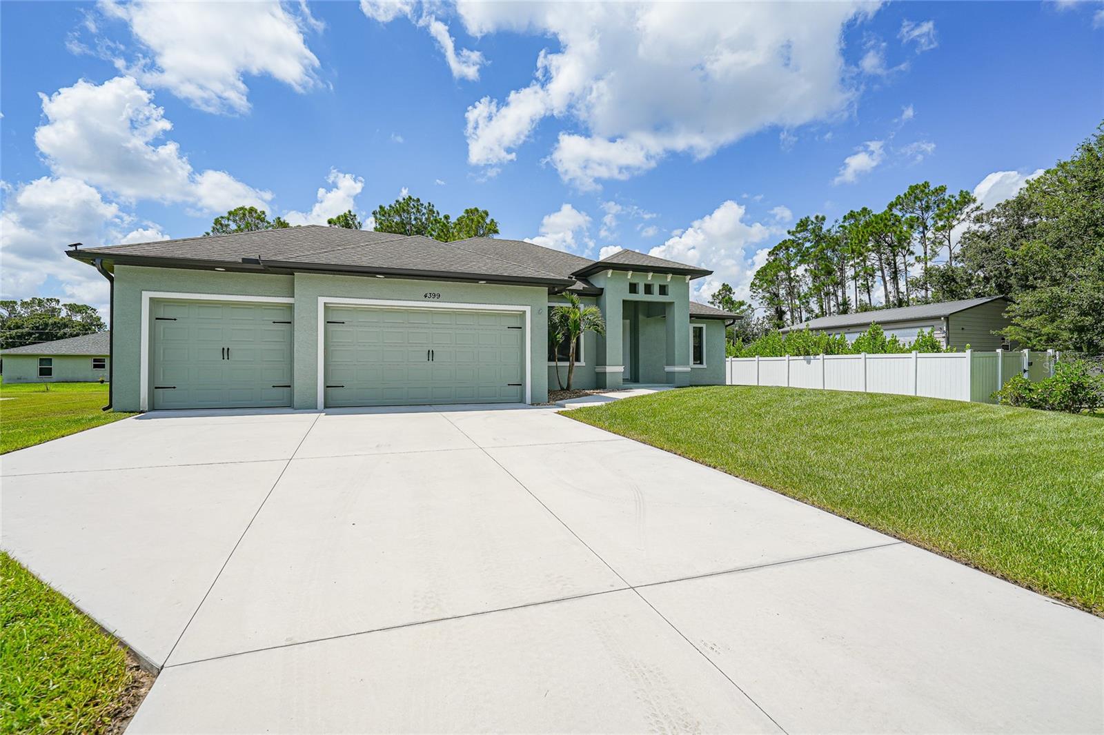 Image 4 of 69 For 4399 Glordano Avenue