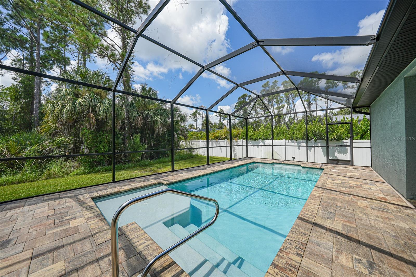 Image 42 of 69 For 4399 Glordano Avenue