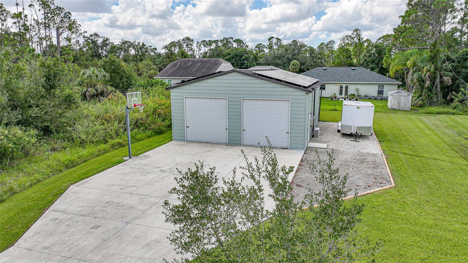Image 55 of 69 For 4399 Glordano Avenue