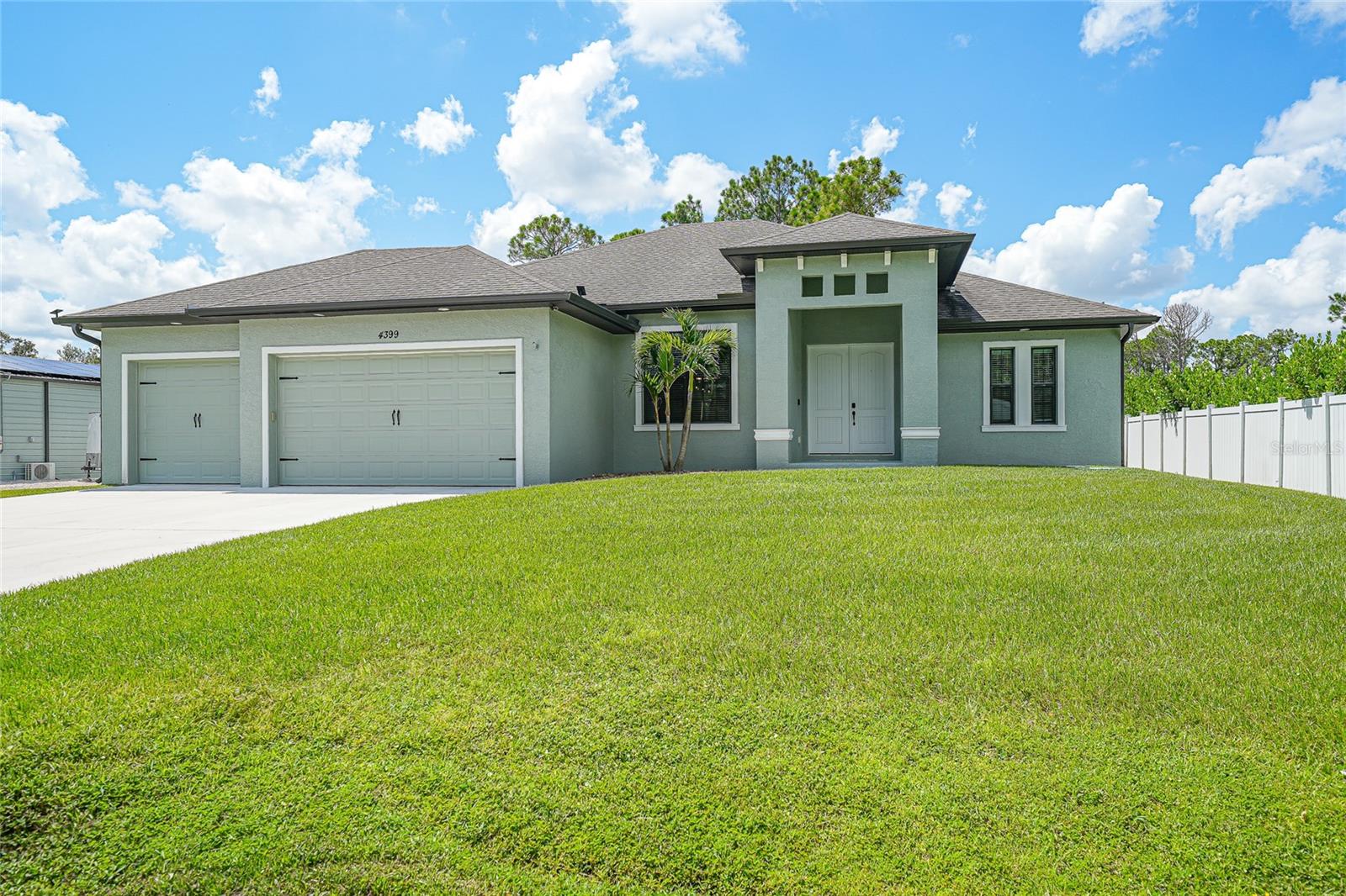 Image 9 of 69 For 4399 Glordano Avenue