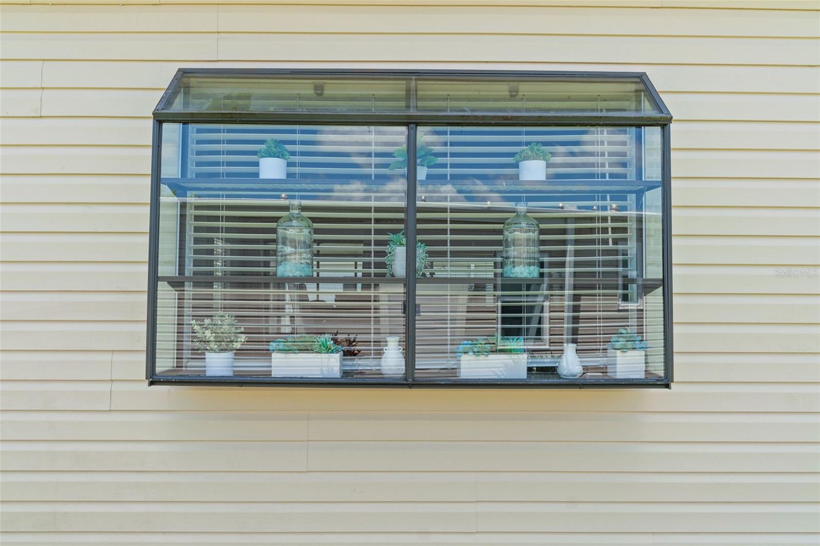 Image 36 of 72 For 219 Martinique Road