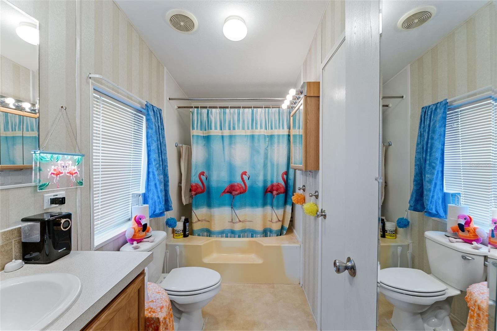 Image 17 of 28 For 11710 Orange Avenue