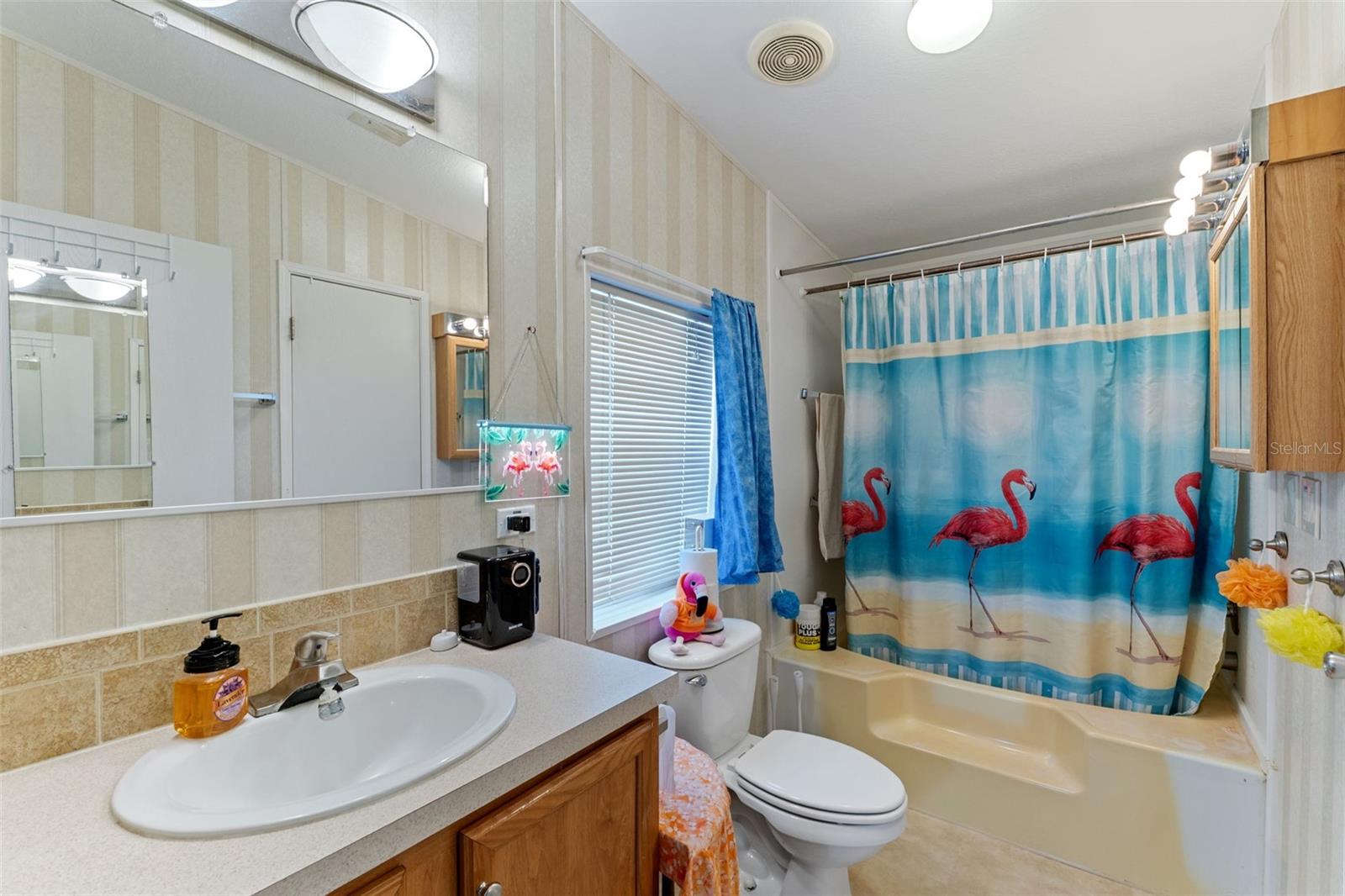 Image 18 of 28 For 11710 Orange Avenue