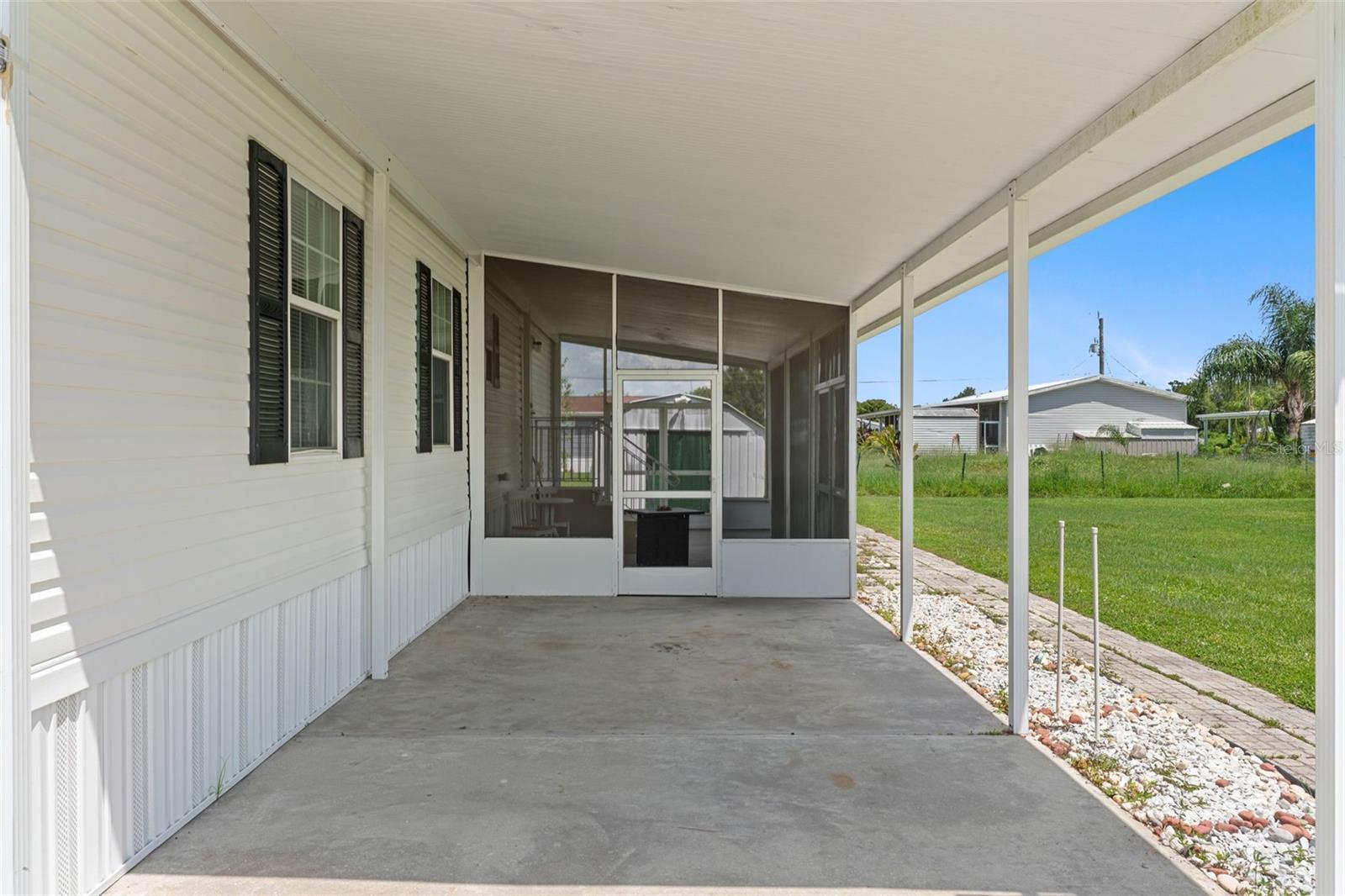 Image 5 of 28 For 11710 Orange Avenue