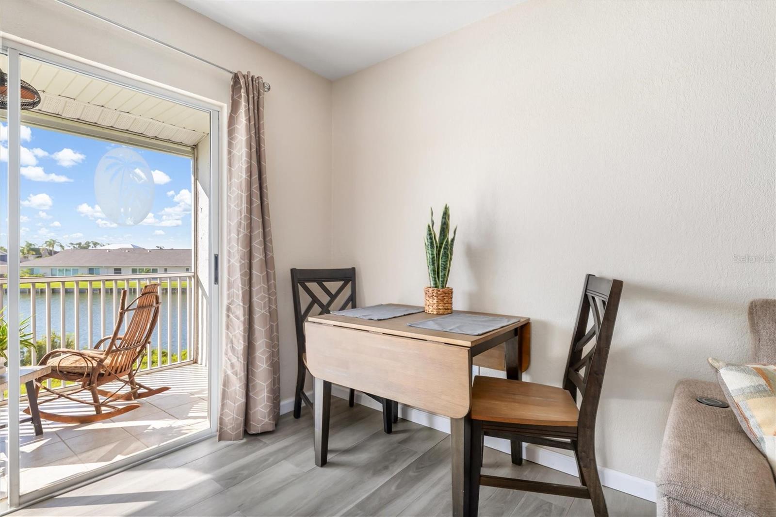 Image 11 of 46 For 12538 Kingsway Circle 505