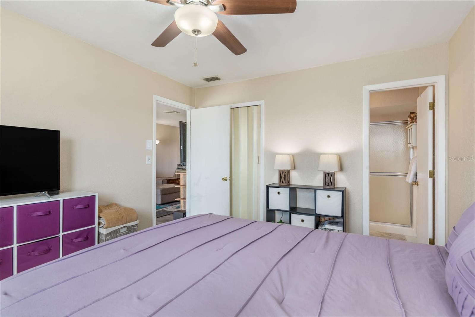 Image 17 of 46 For 12538 Kingsway Circle 505