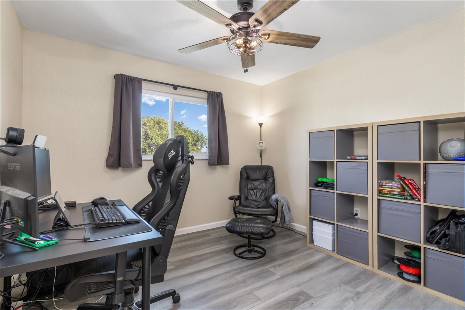 Image 20 of 46 For 12538 Kingsway Circle 505