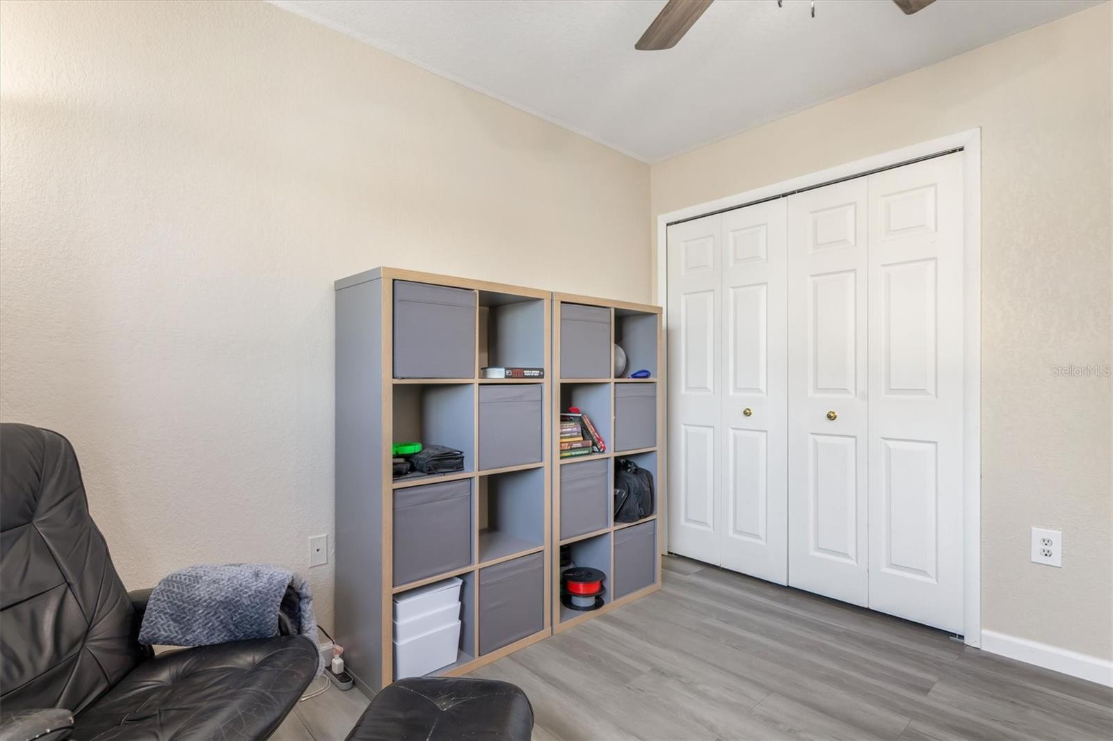Image 21 of 46 For 12538 Kingsway Circle 505