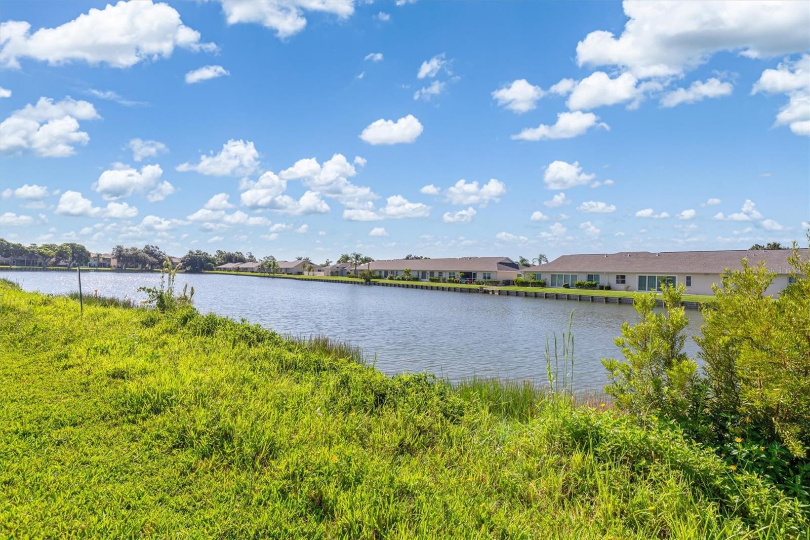 Image 26 of 46 For 12538 Kingsway Circle 505