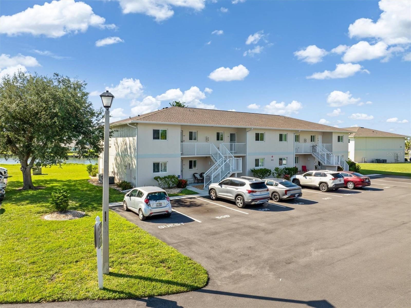 Image 3 of 46 For 12538 Kingsway Circle 505