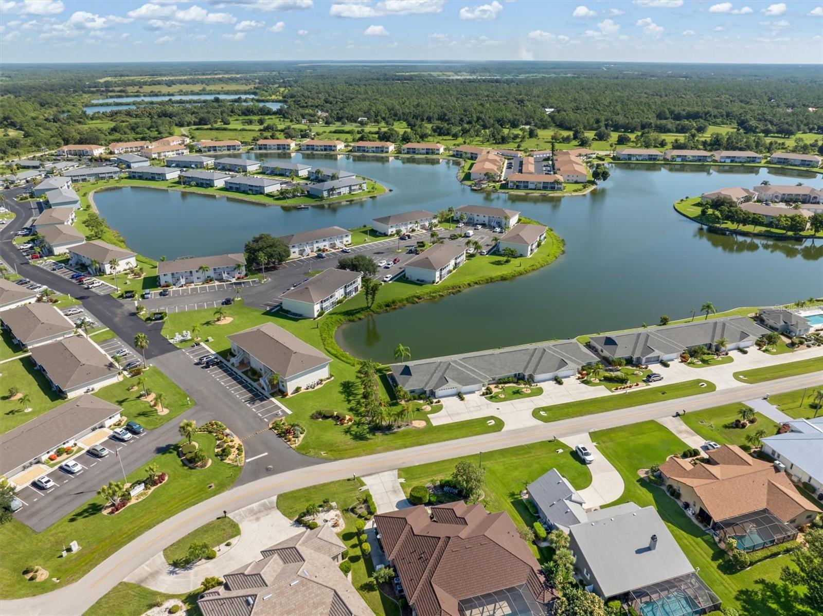 Image 31 of 46 For 12538 Kingsway Circle 505