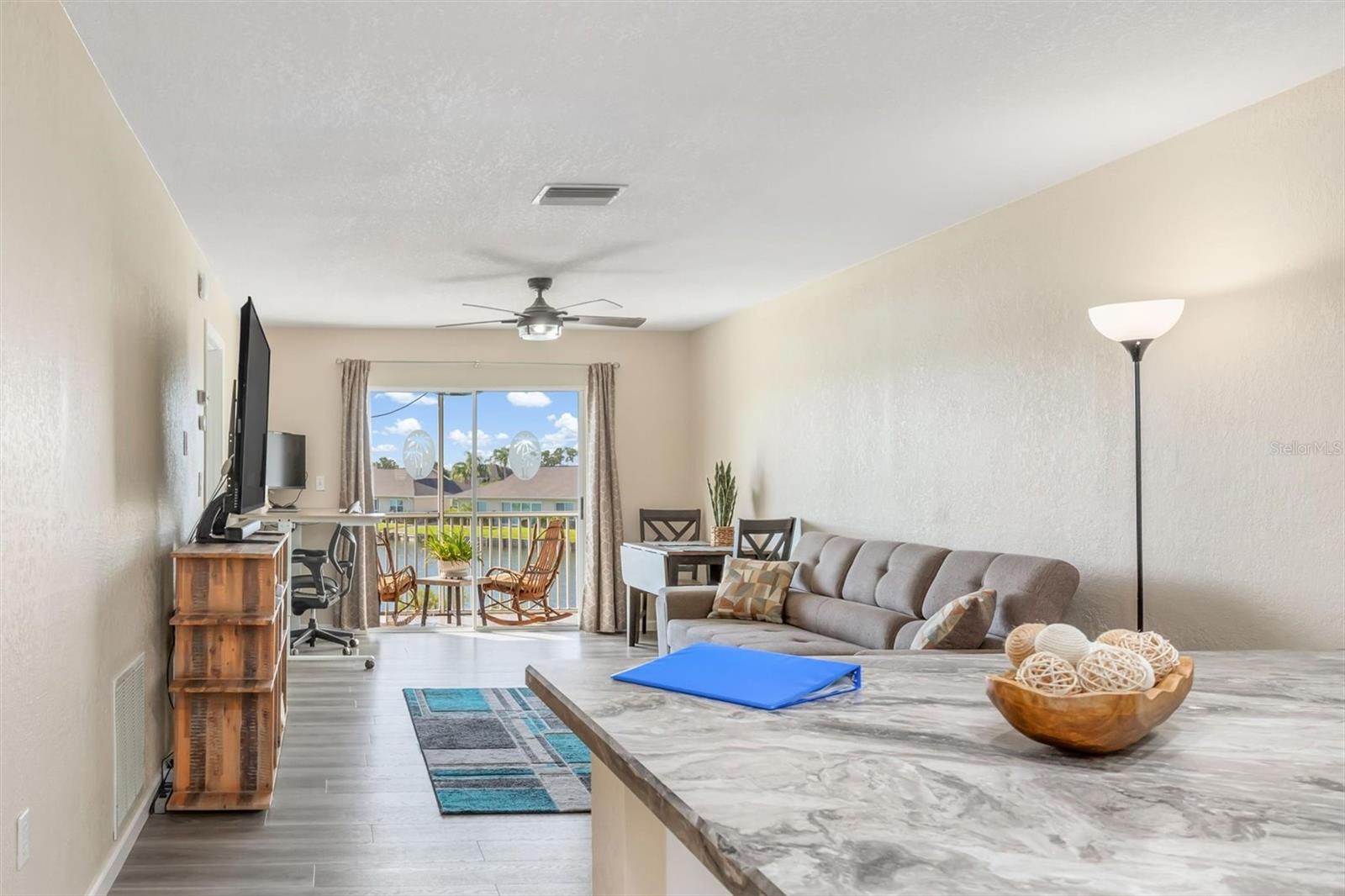 Image 4 of 46 For 12538 Kingsway Circle 505