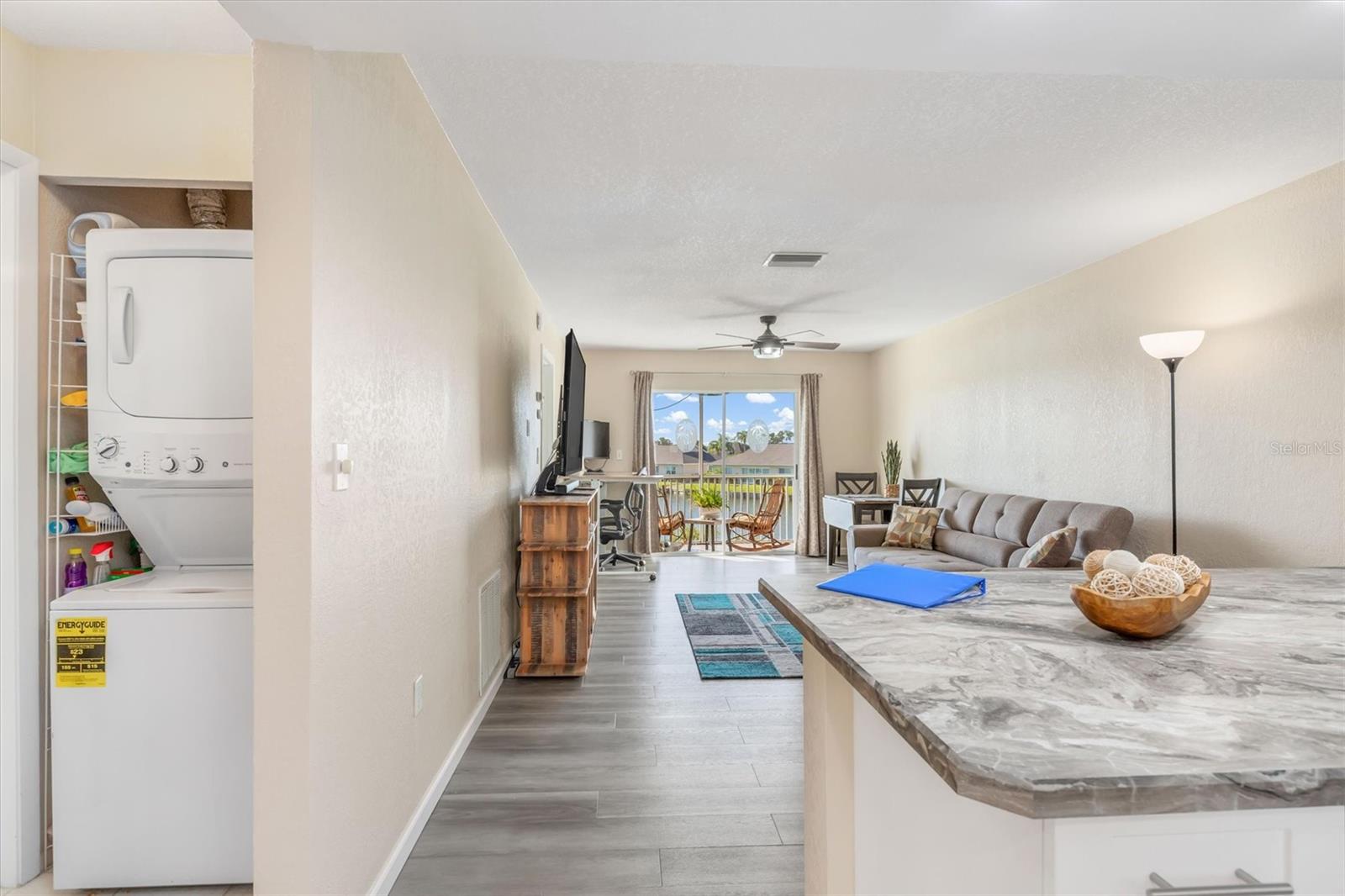 Image 6 of 46 For 12538 Kingsway Circle 505