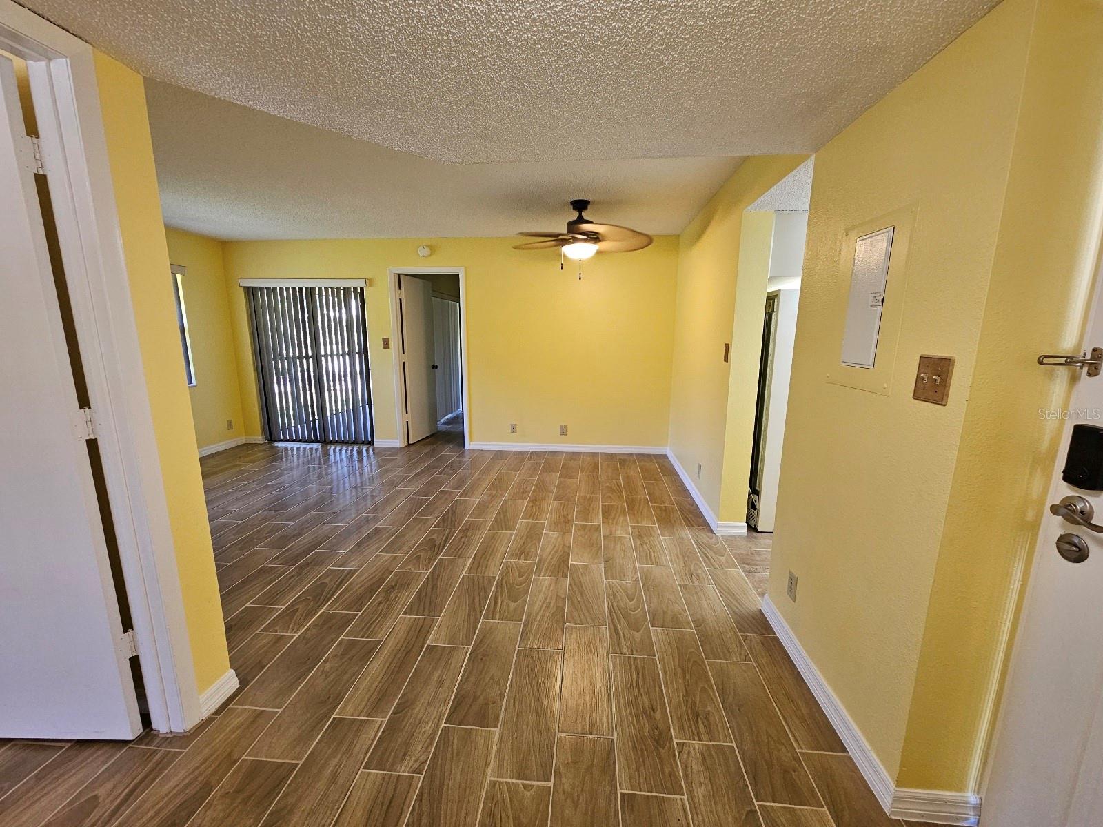 Image 10 of 56 For 19505 Quesada Avenue B203