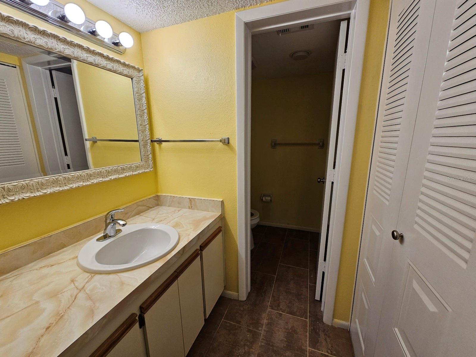 Image 27 of 56 For 19505 Quesada Avenue B203