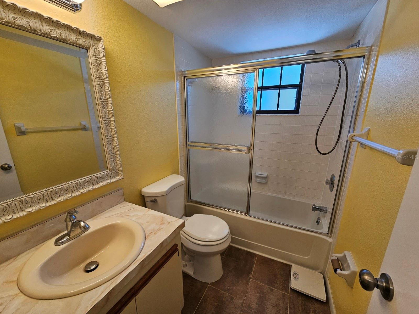 Image 38 of 56 For 19505 Quesada Avenue B203