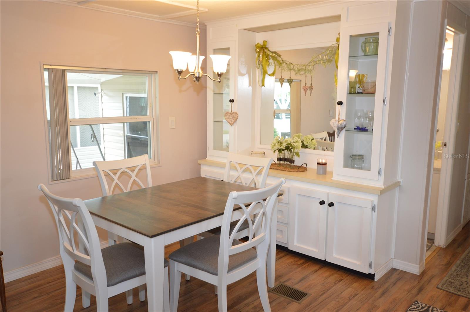 Image 11 of 42 For 140 Rarotonga Road