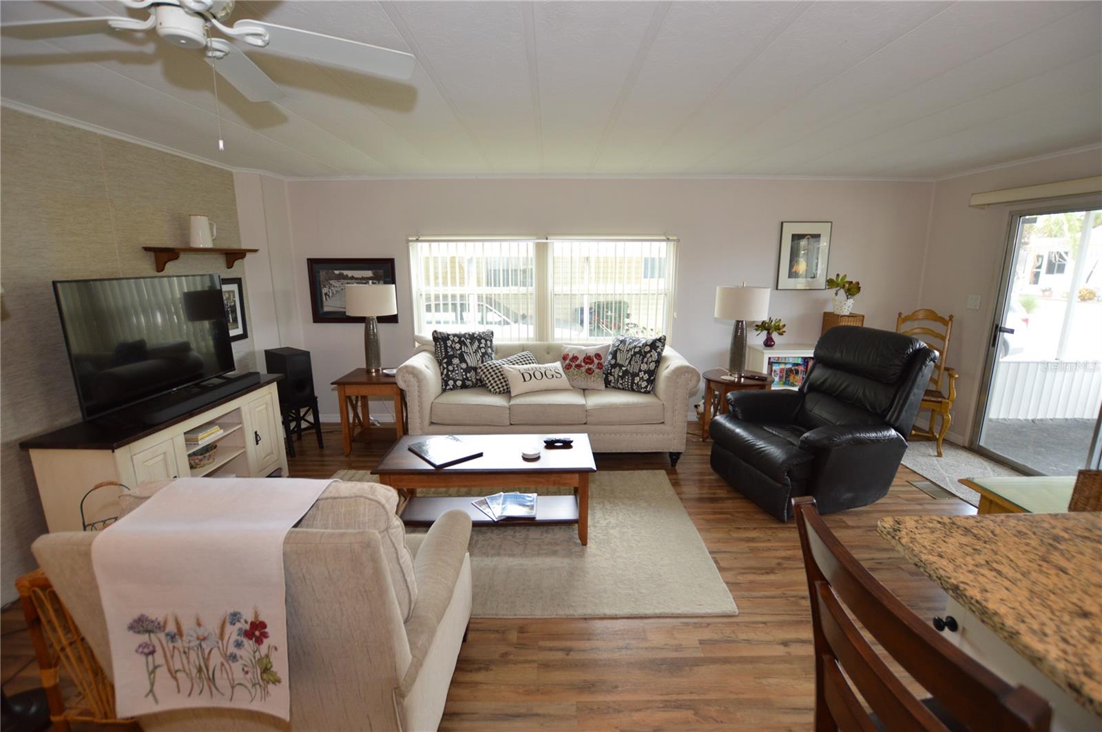 Image 13 of 42 For 140 Rarotonga Road