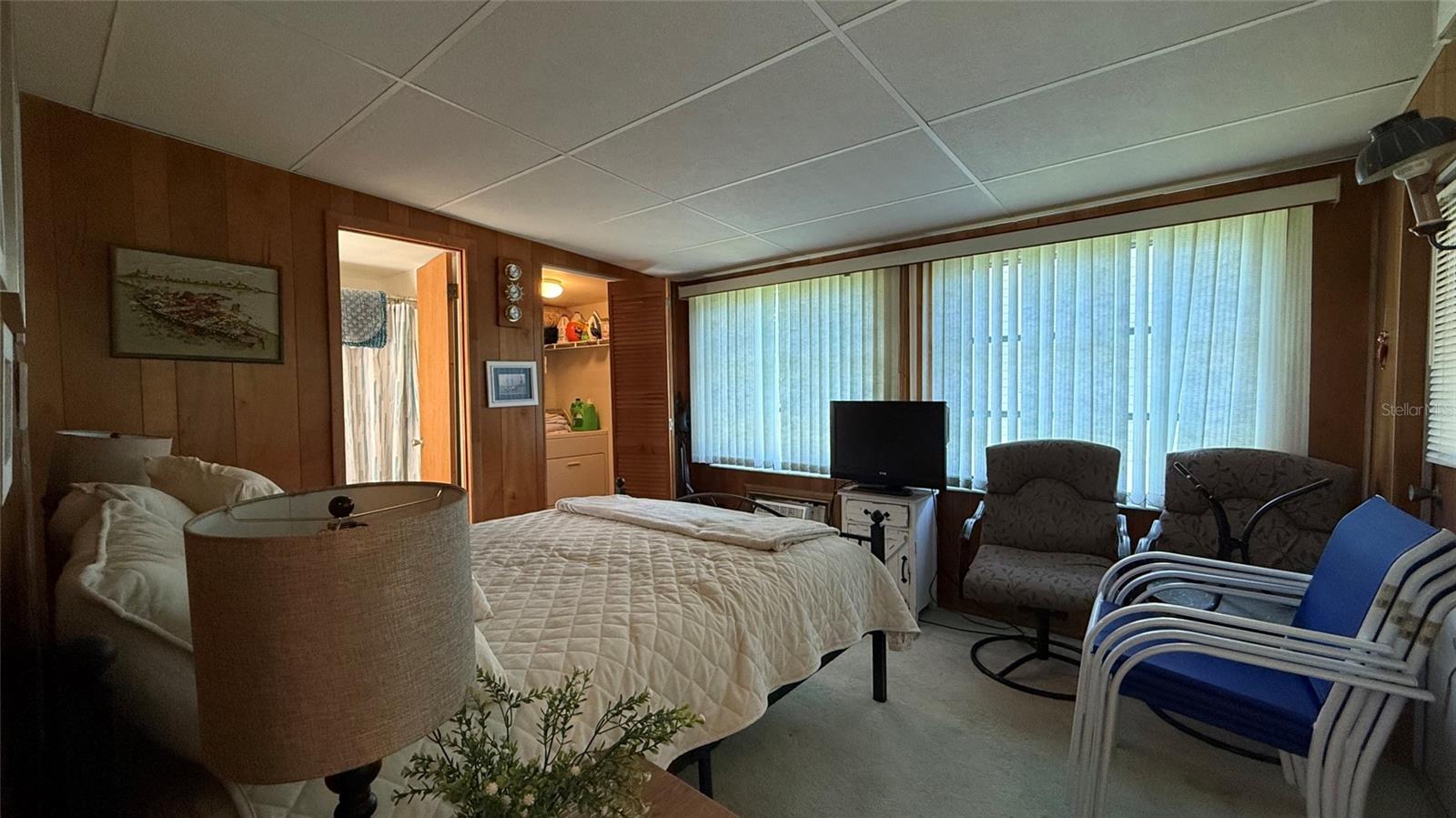 Image 11 of 28 For 5733 Holiday Park Boulevard