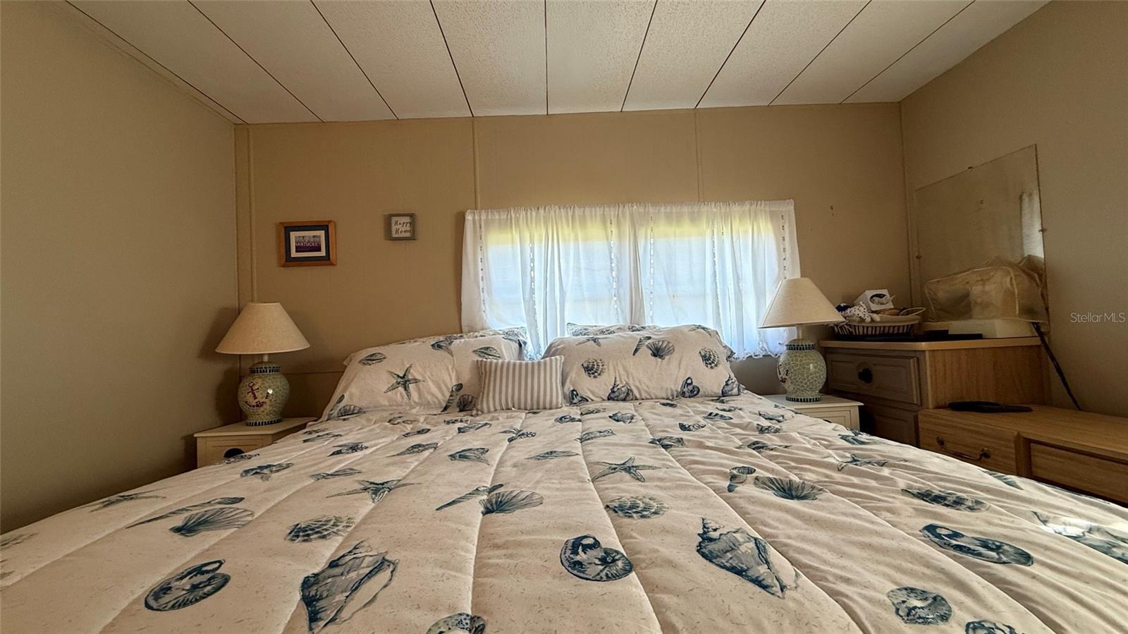 Image 17 of 28 For 5733 Holiday Park Boulevard