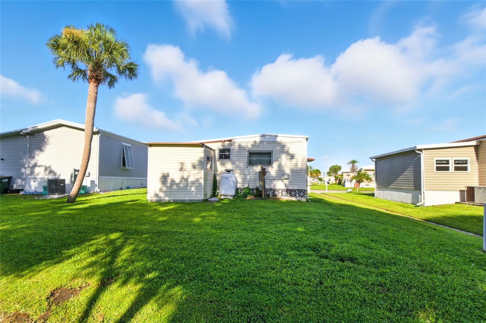 Image 22 of 28 For 5733 Holiday Park Boulevard