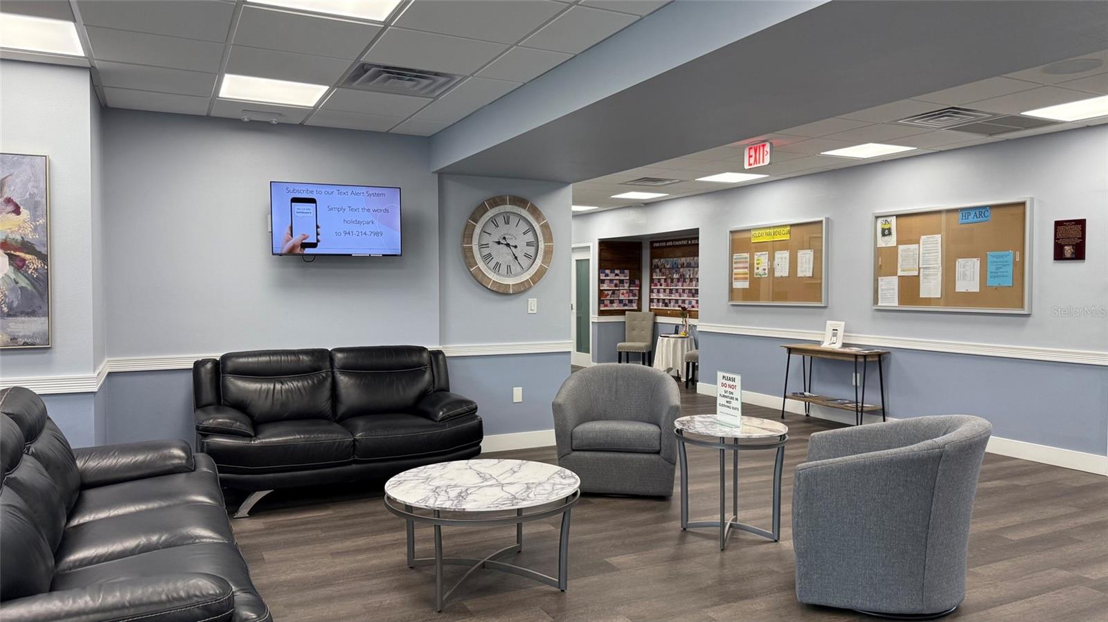 Image 25 of 28 For 5733 Holiday Park Boulevard