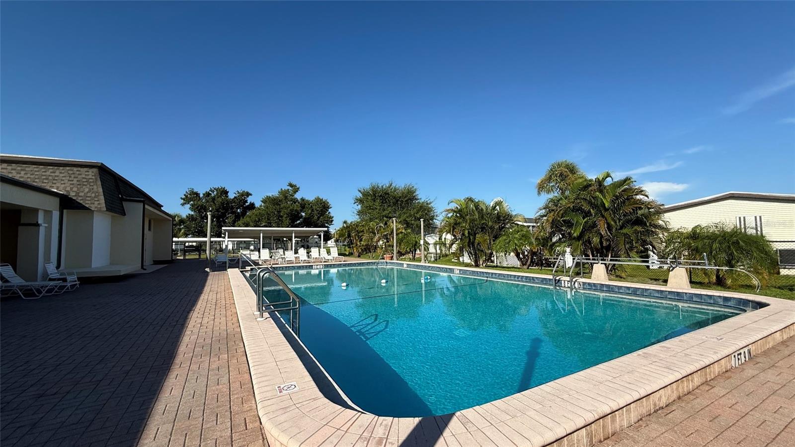 Image 26 of 28 For 5733 Holiday Park Boulevard