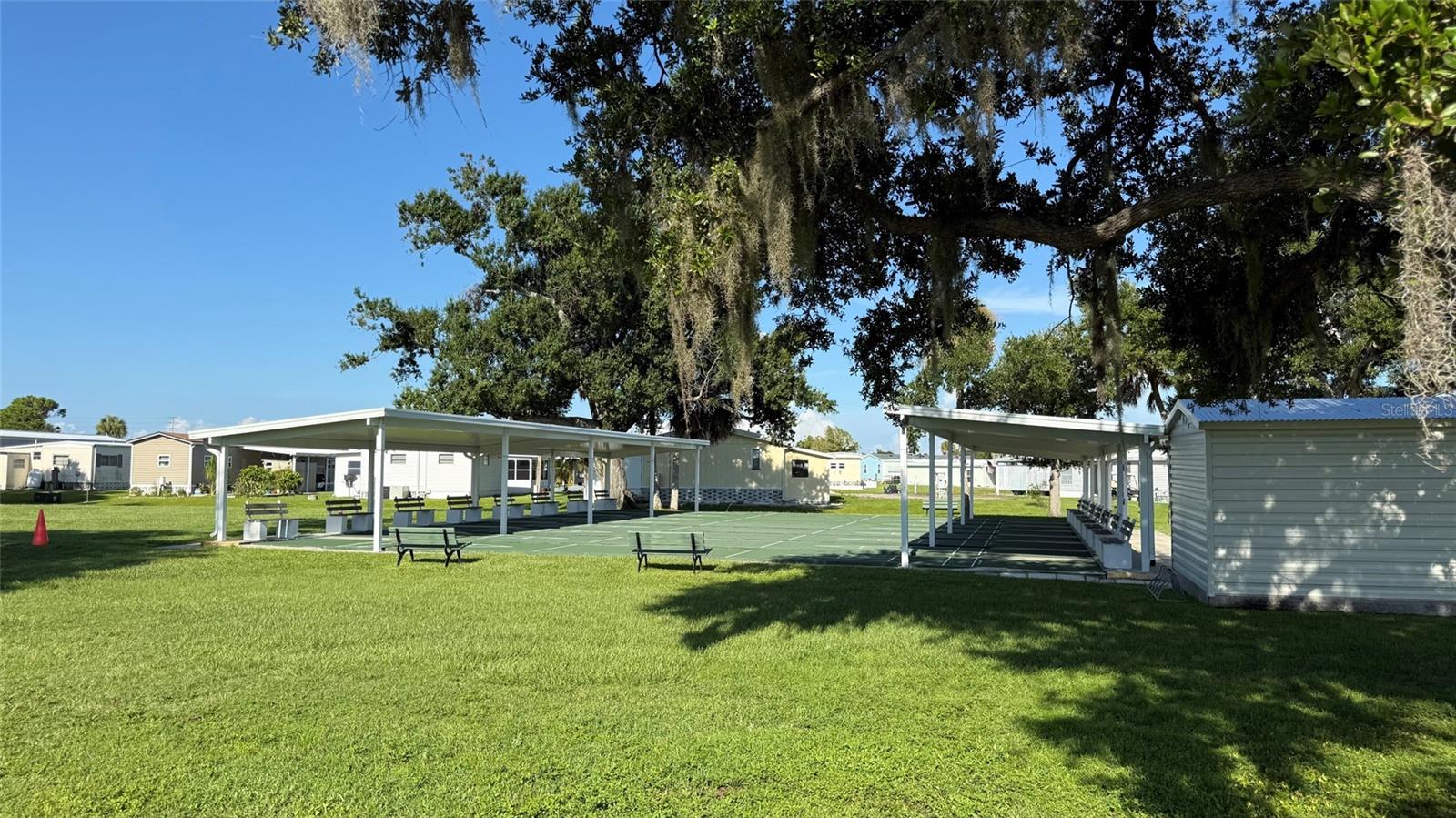 Image 27 of 28 For 5733 Holiday Park Boulevard