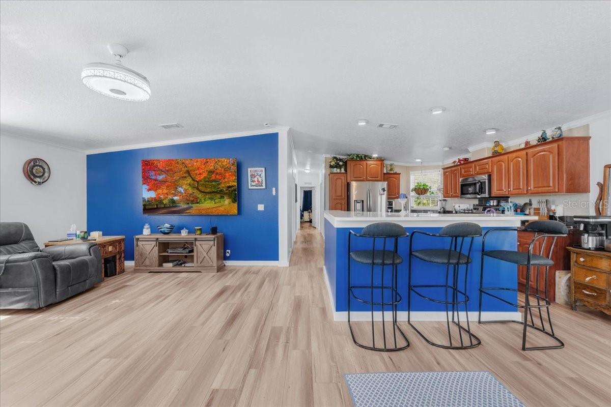 Image 21 of 48 For 6106 Alan Boulevard