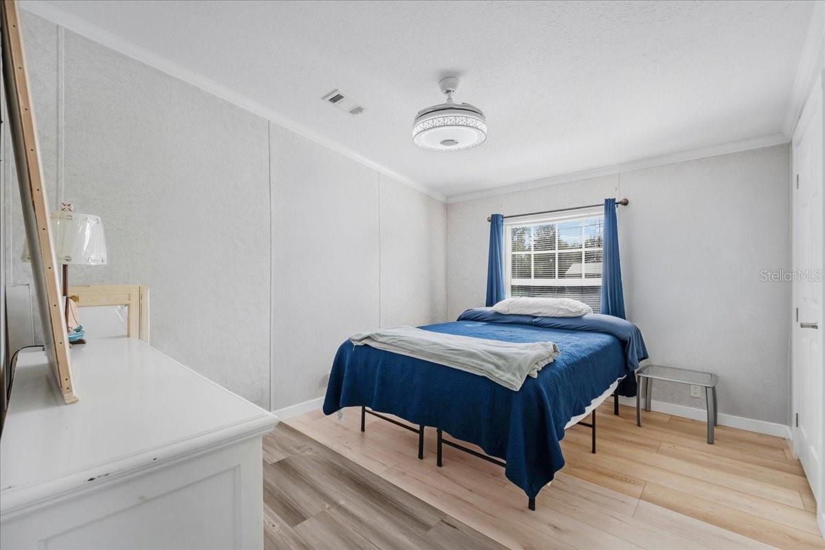 Image 33 of 48 For 6106 Alan Boulevard