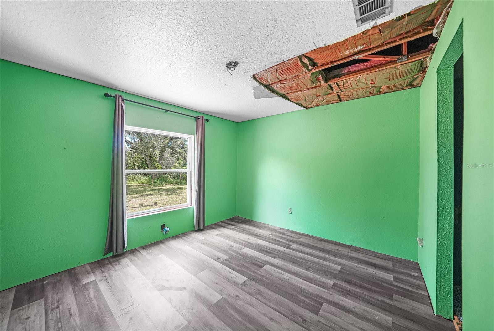 Image 15 of 51 For 4865 Dill Road