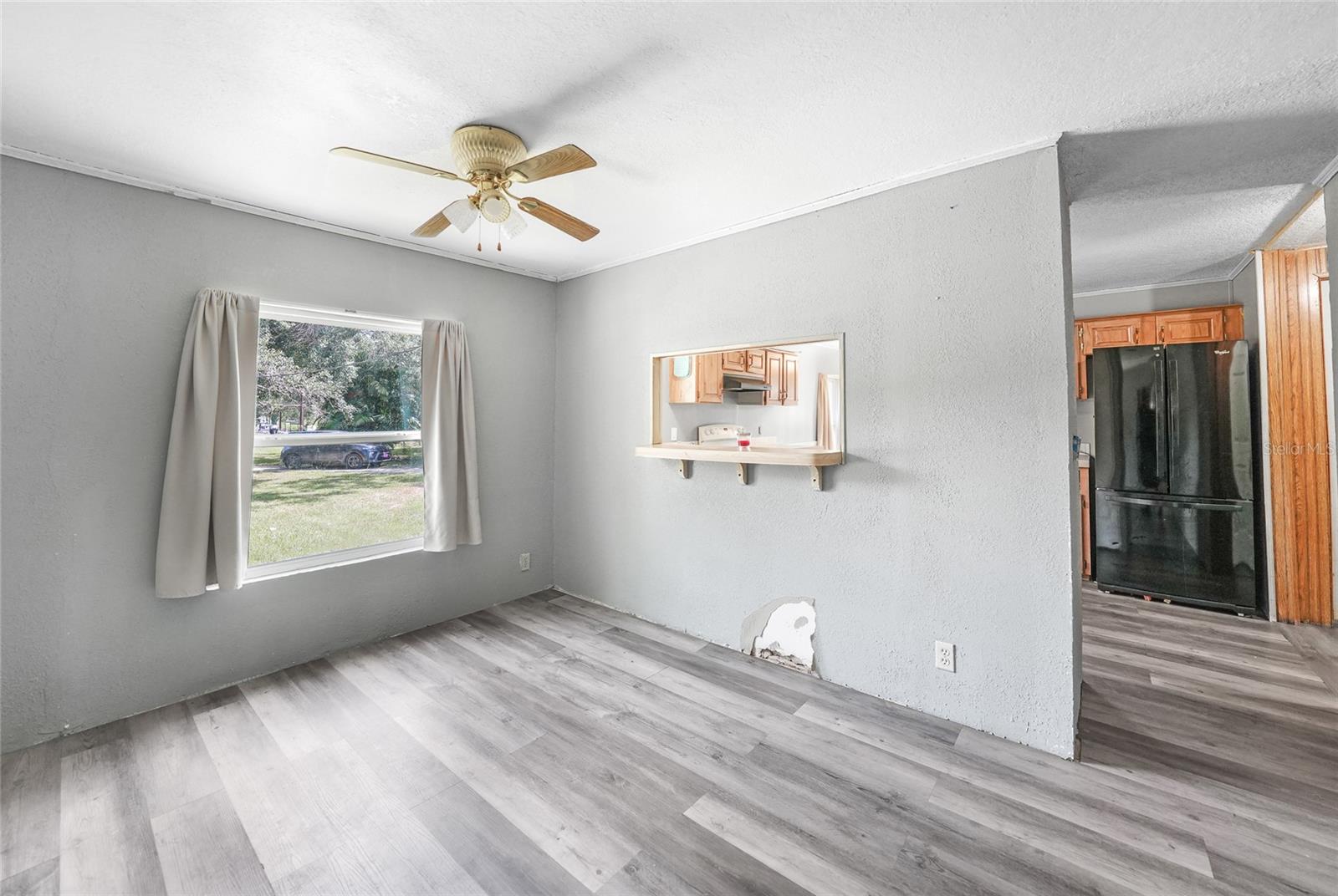 Image 19 of 51 For 4865 Dill Road