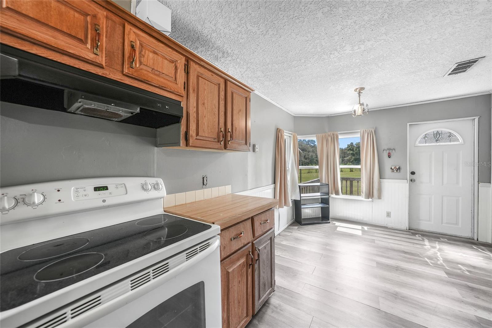 Image 7 of 51 For 4865 Dill Road