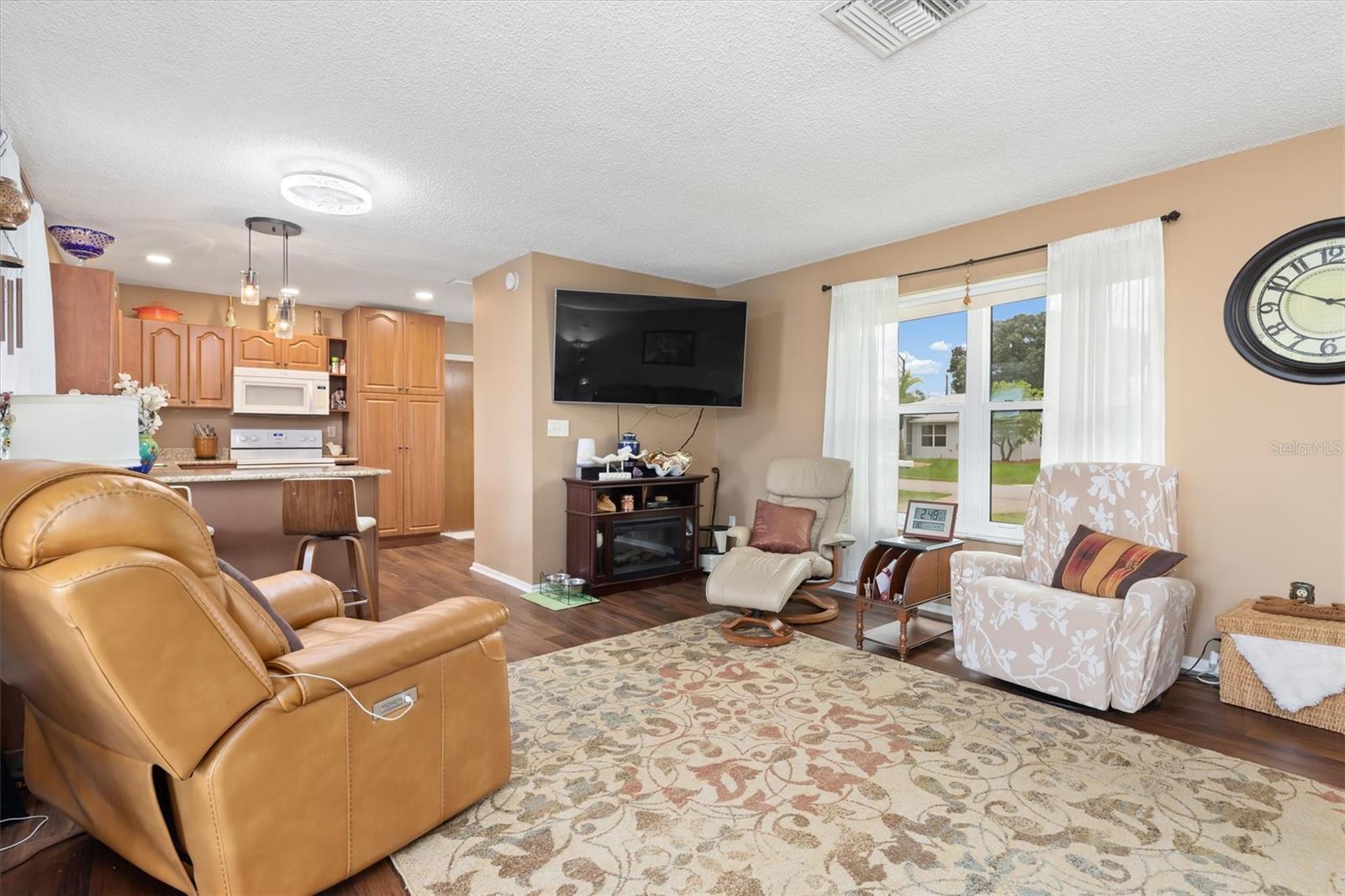 Image 4 of 44 For 3054 Tarrywood Terrace