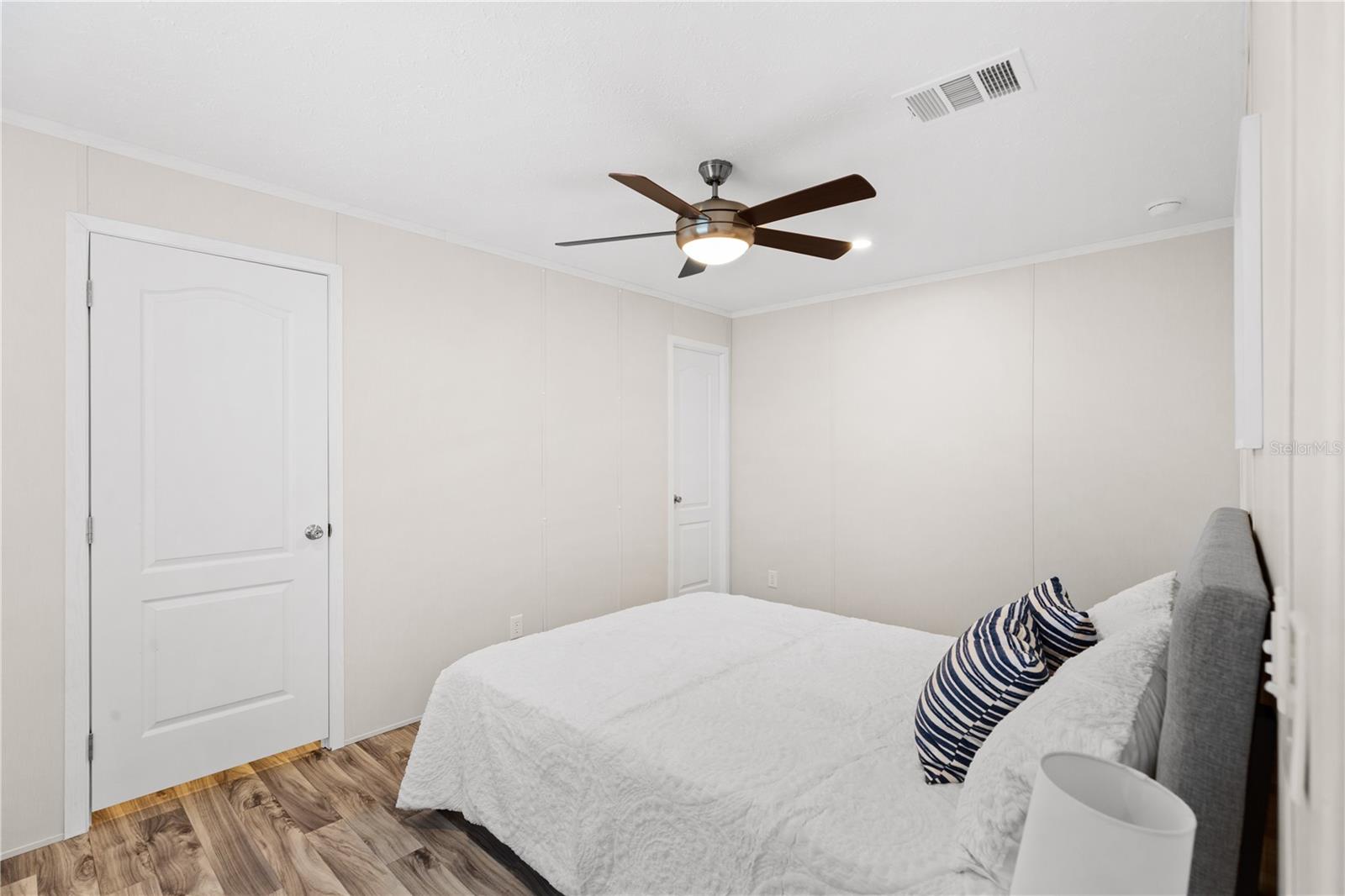 Image 11 of 22 For 1433 Seagull Drive