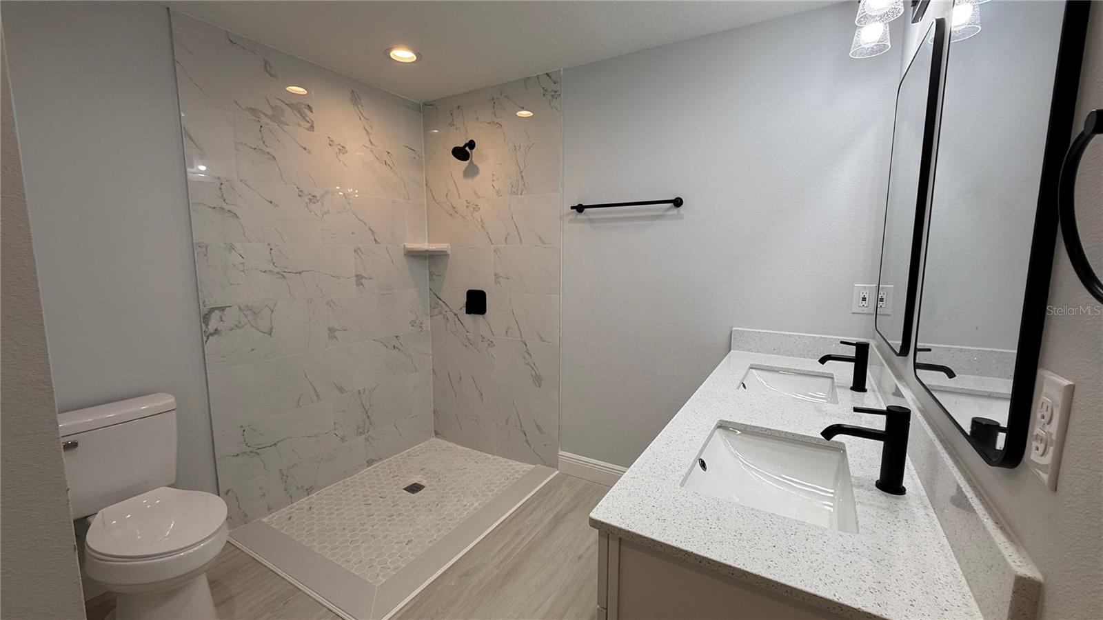 Image 10 of 14 For 7052 Legion Street