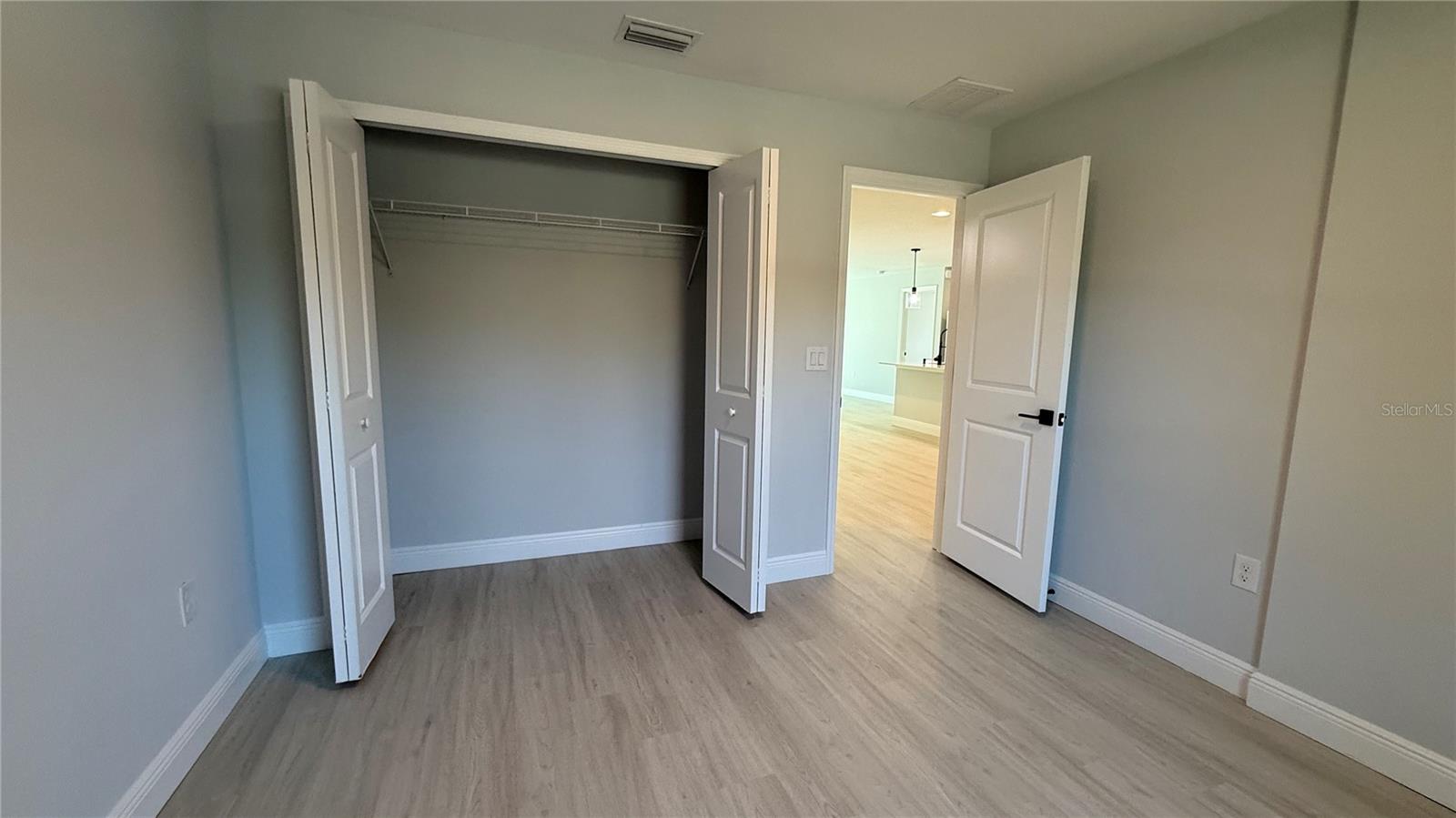 Image 5 of 14 For 7052 Legion Street