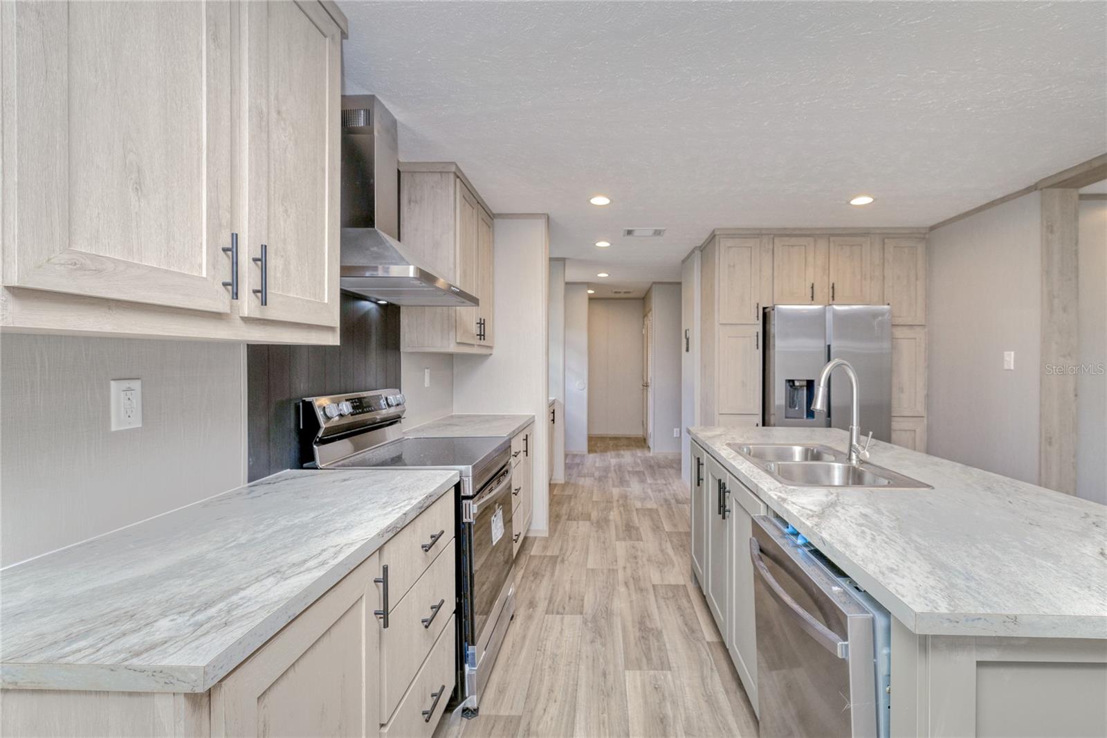 Image 3 of 38 For 7523 Acorn Boulevard
