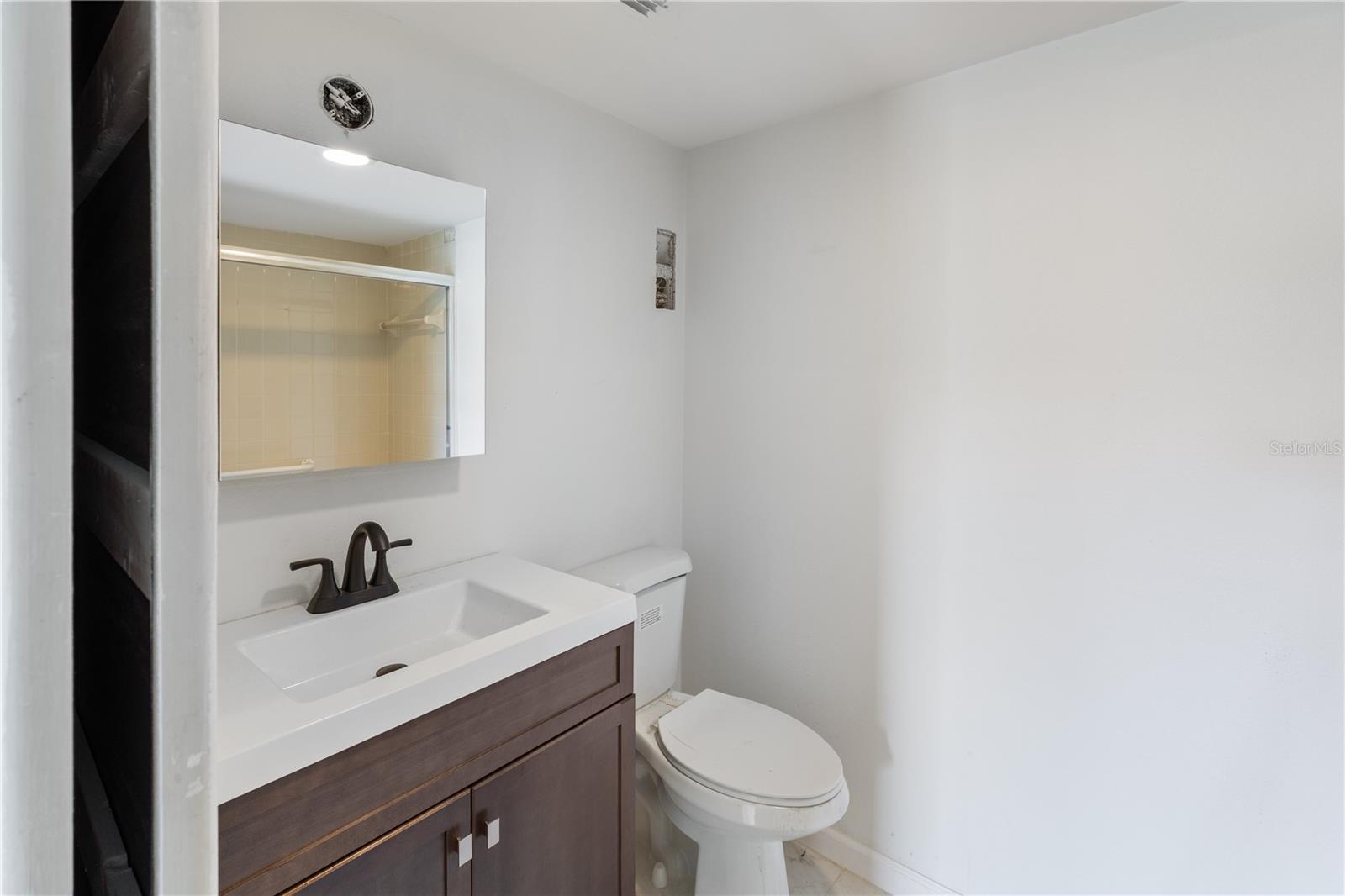 Image 14 of 33 For 2300 Aaron Street 206