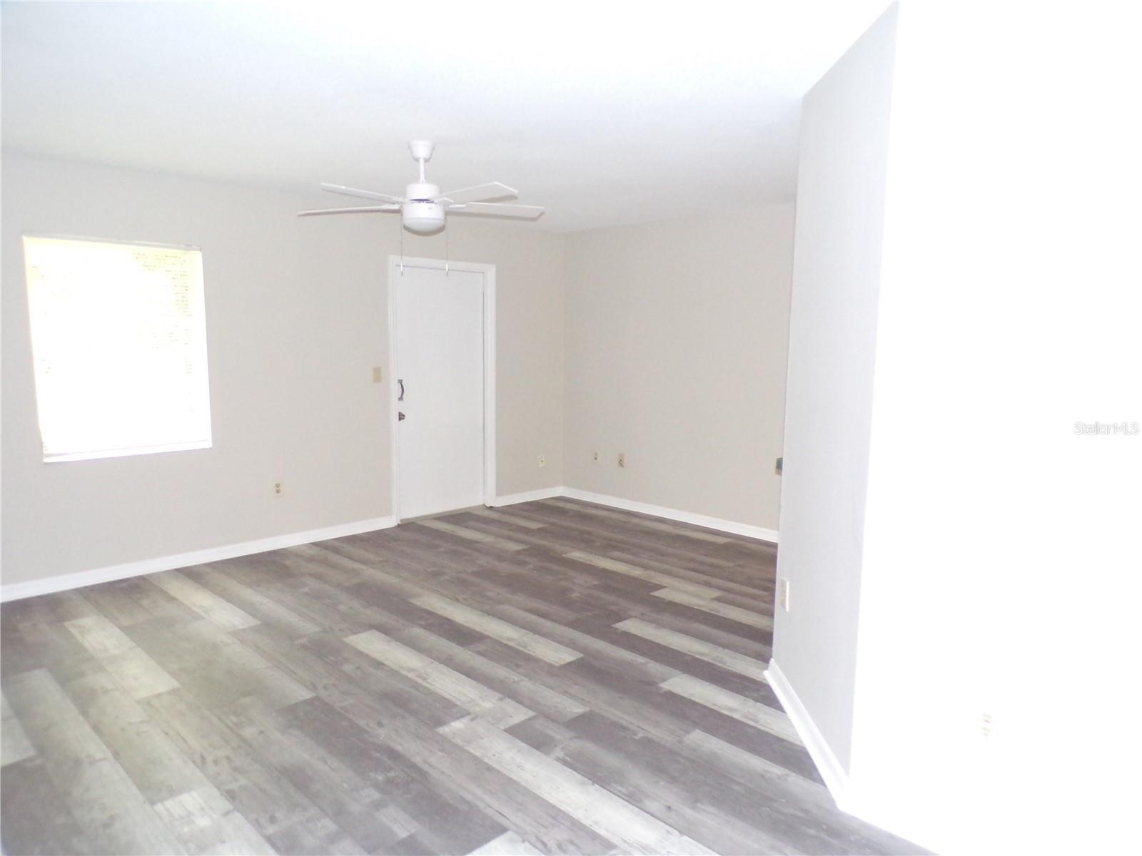 Image 10 of 28 For 1088 Melville Road A