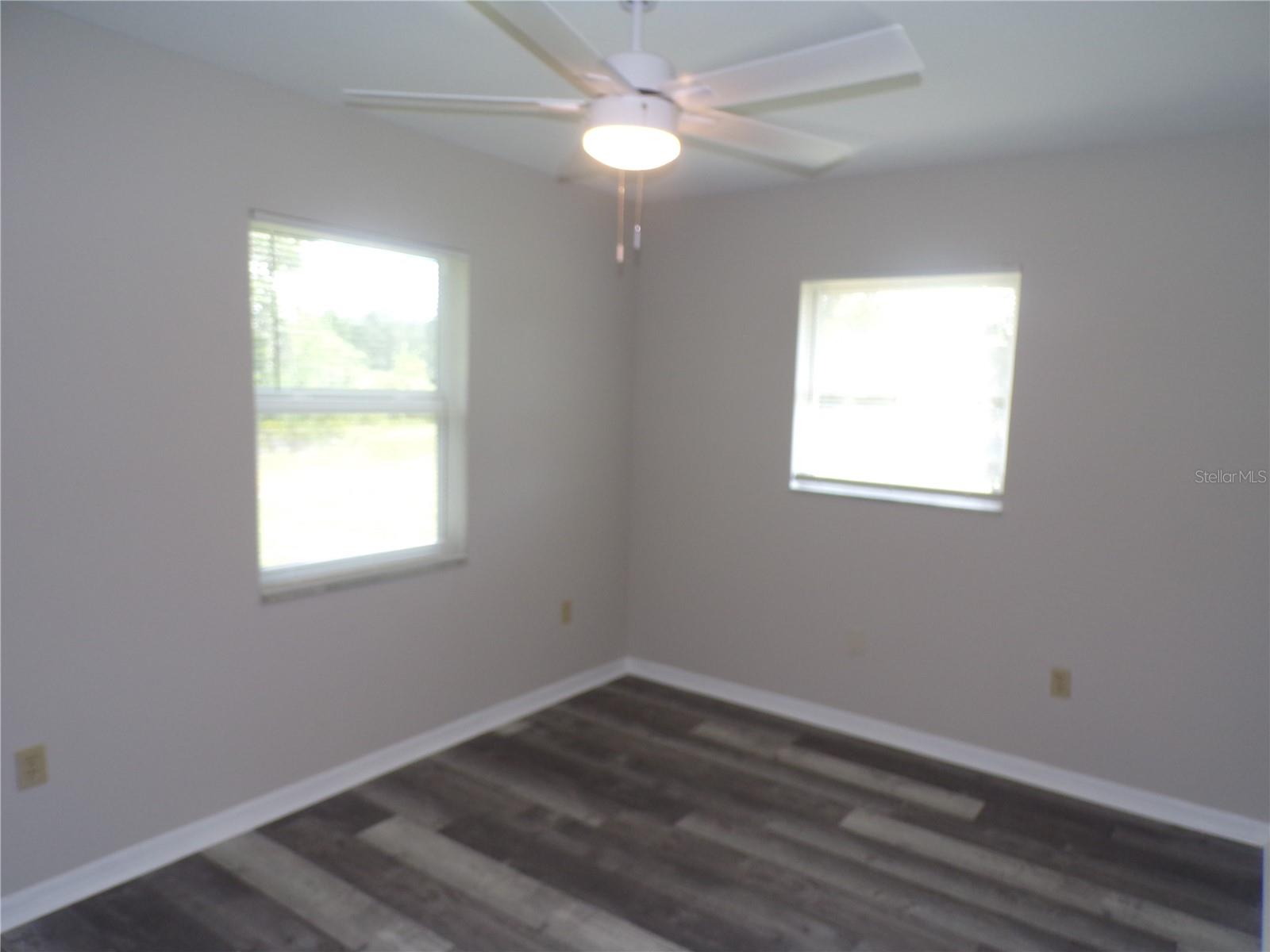 Image 13 of 28 For 1088 Melville Road A