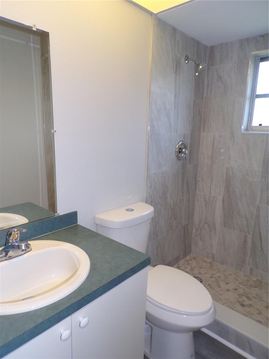 Image 17 of 28 For 1088 Melville Road A