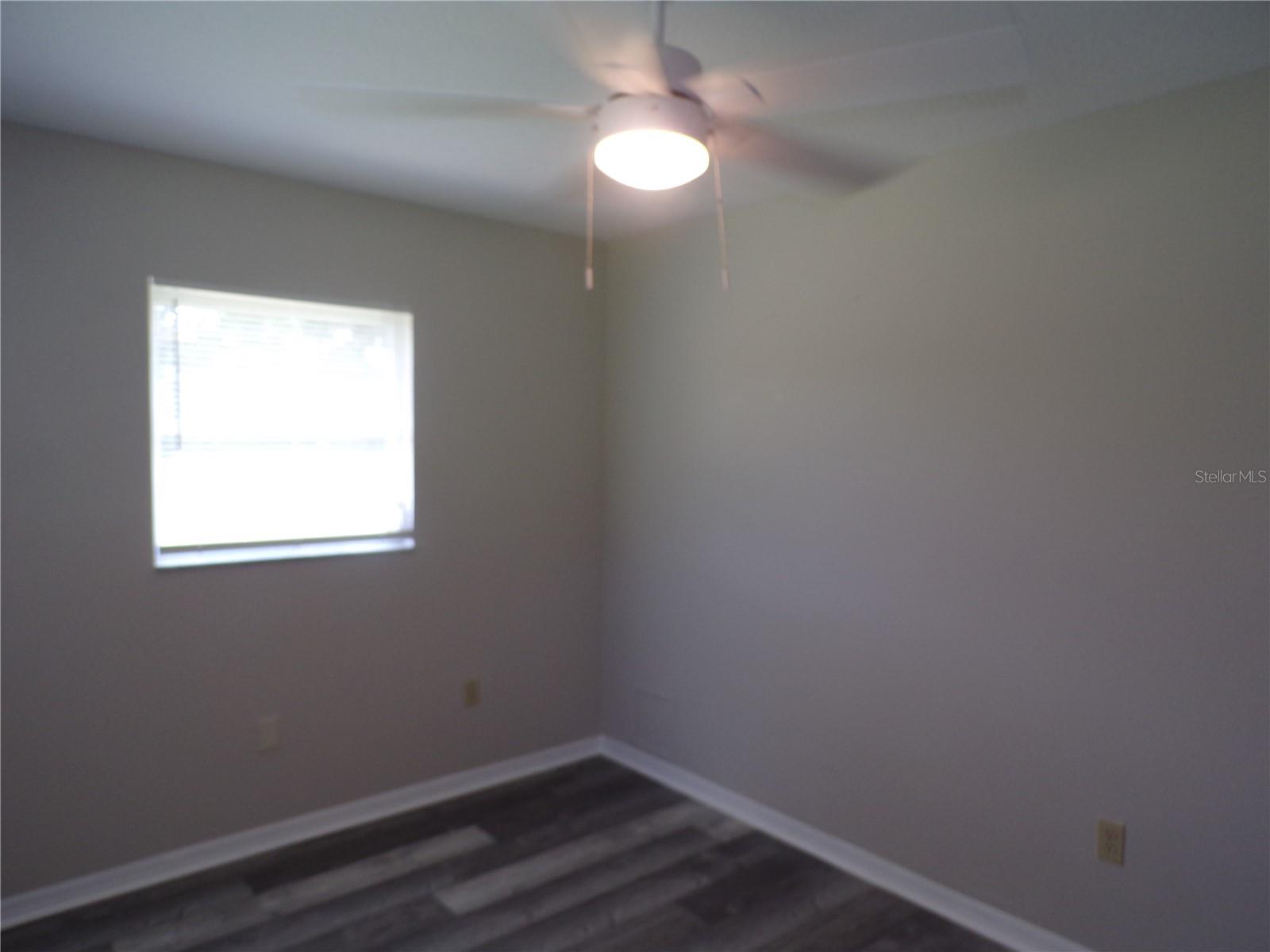 Image 21 of 28 For 1088 Melville Road A