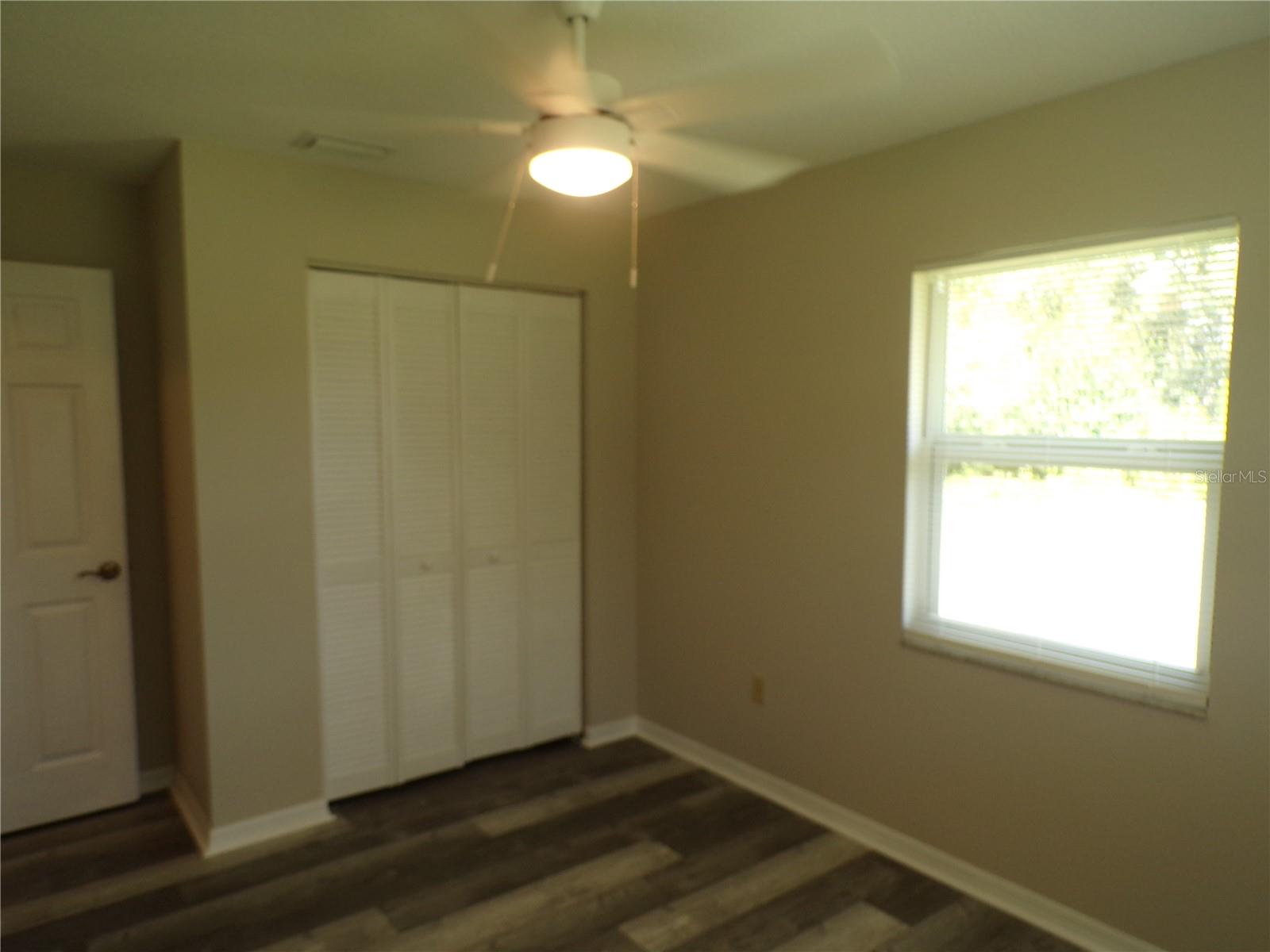 Image 25 of 28 For 1088 Melville Road A