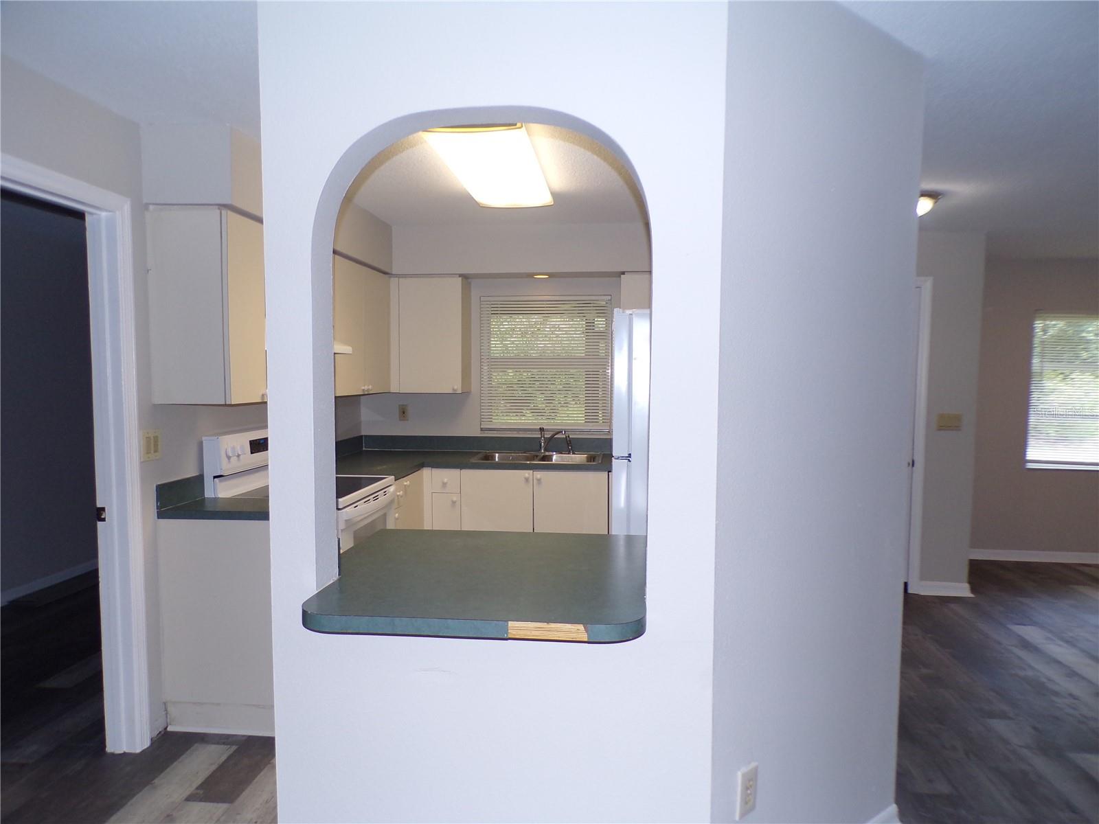 Image 7 of 28 For 1088 Melville Road A