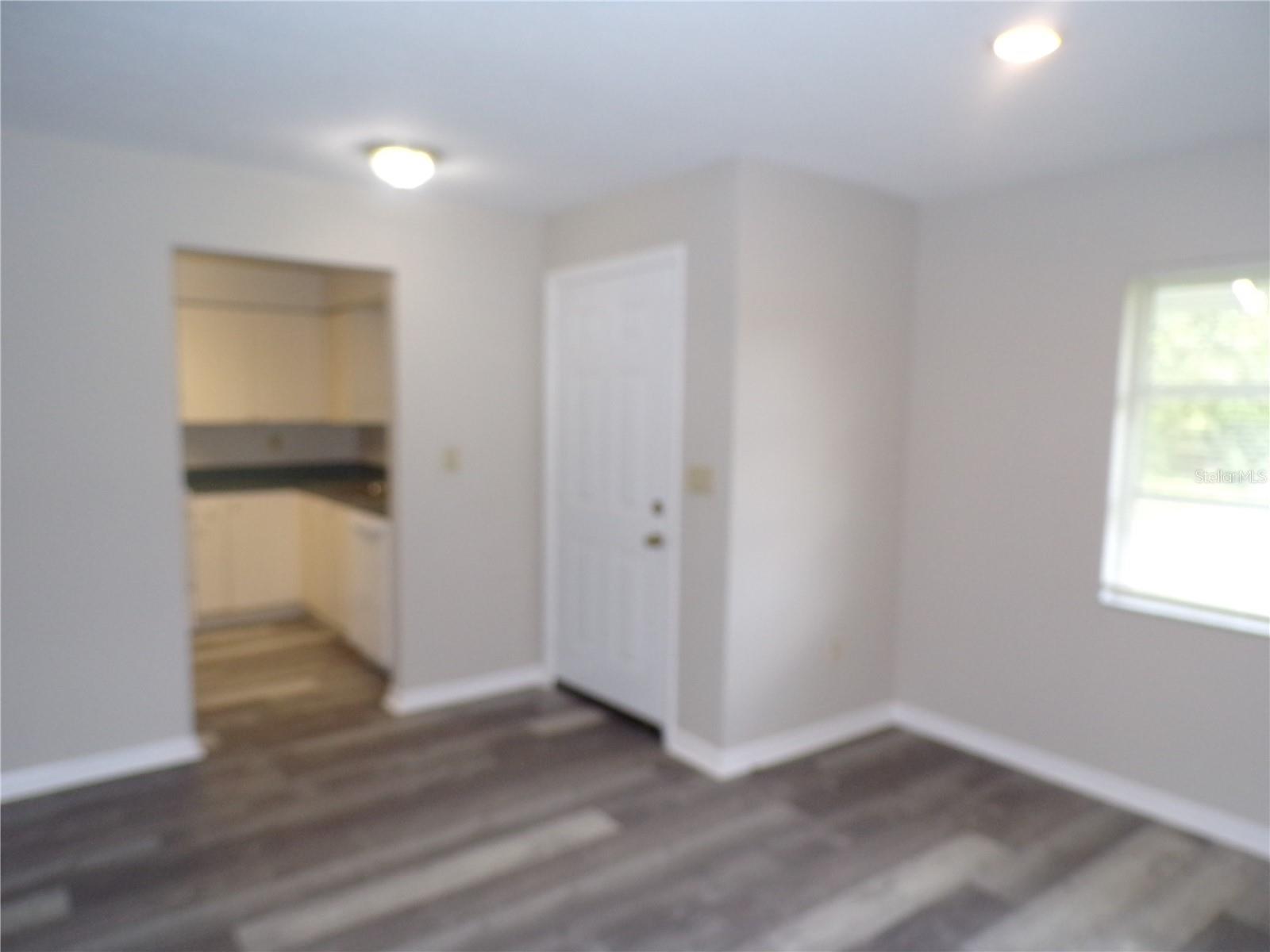 Image 9 of 28 For 1088 Melville Road A