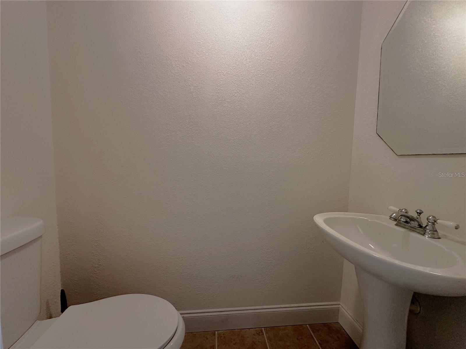 Image 7 of 17 For 26310 Rampart Boulevard 505 (e)