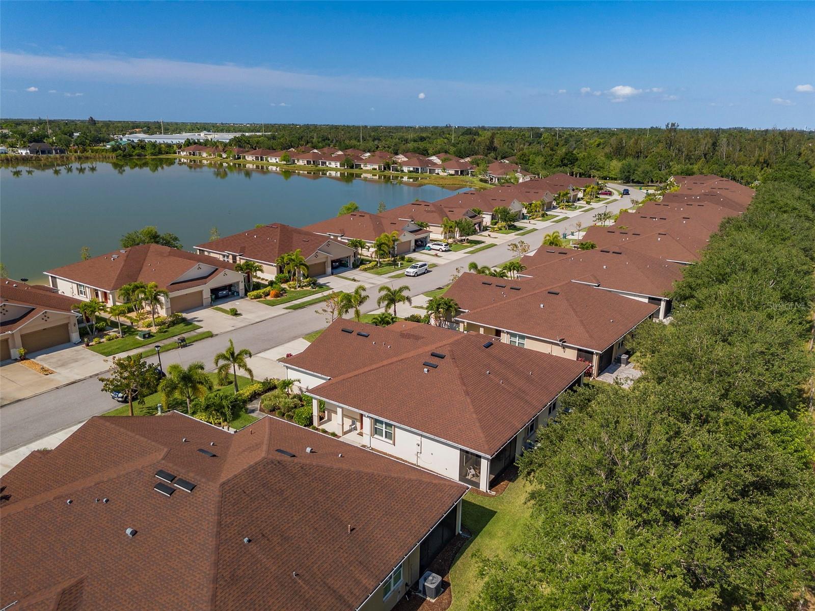 Image 17 of 40 For 8814 Tuscany Isles Drive