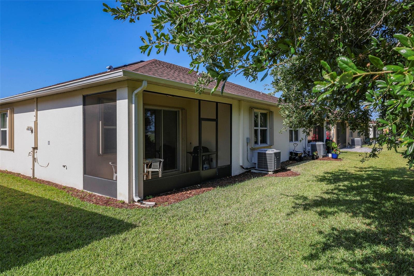 Image 37 of 40 For 8814 Tuscany Isles Drive