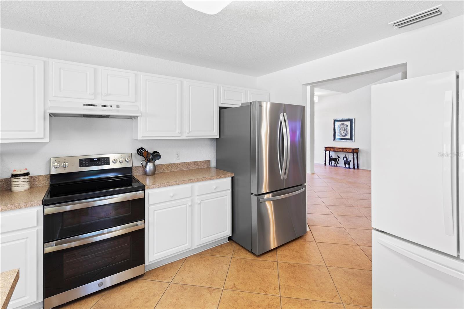Image 14 of 45 For 26467 Valparaiso Drive